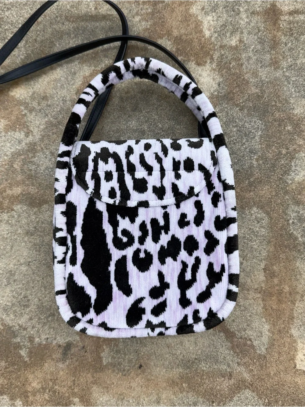 Hayward Lucy Intarsia Chenille Tote - Picture 8 of 10